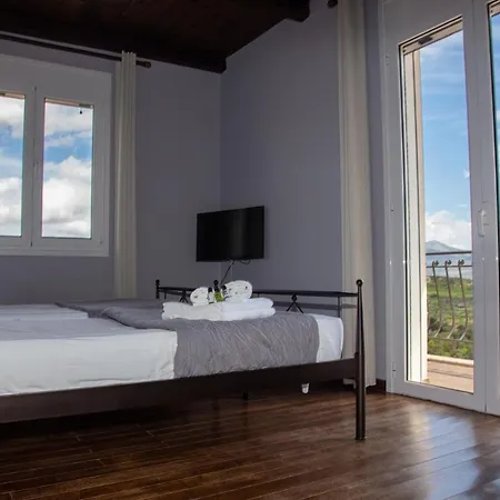 Mylos House With Sea View דירה