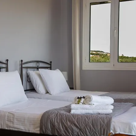 Mylos House With Sea View ליקסורי